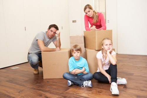 Trusted Aldgate moving and transport service for practical results