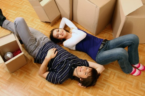 Bulky furniture removal service in Aldgate for urban properties