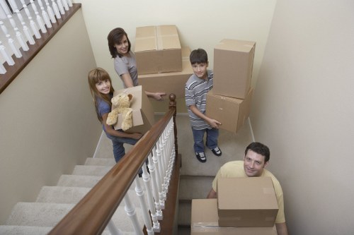 Residential moving service for flats and apartments in Aldgate